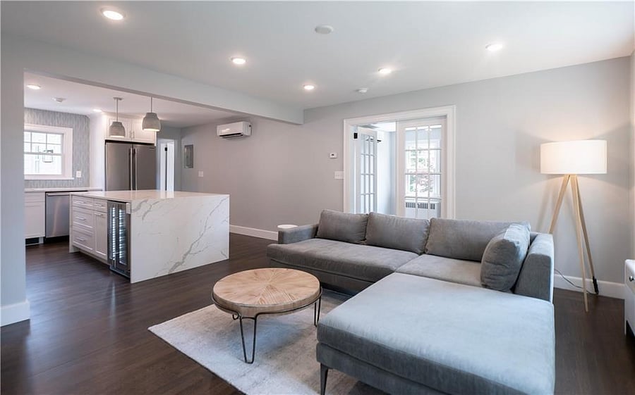 another livingroom shot
