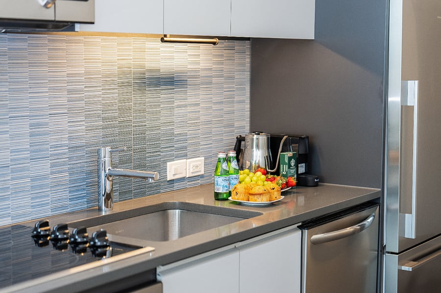A bright and thoughtfully designed kitchen ready for any recipe.
Experience the joy of cooking in a refined, welcoming space.