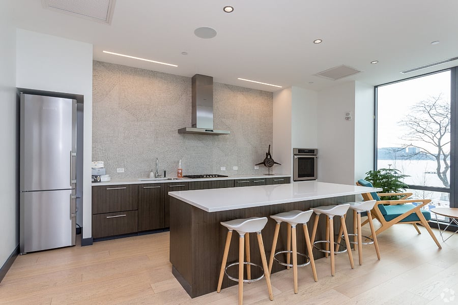 Where community and comfort meet in perfect balance.
This elegant dining space enhances every shared moment.