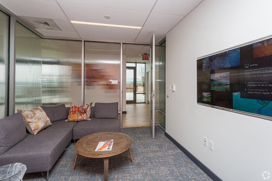 A versatile lounge that adapts to your mood, peaceful, productive, or social.
Experience comfort elevated by thoughtful design.