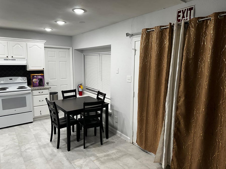 Furnished Finder property 940749_3 photo 9