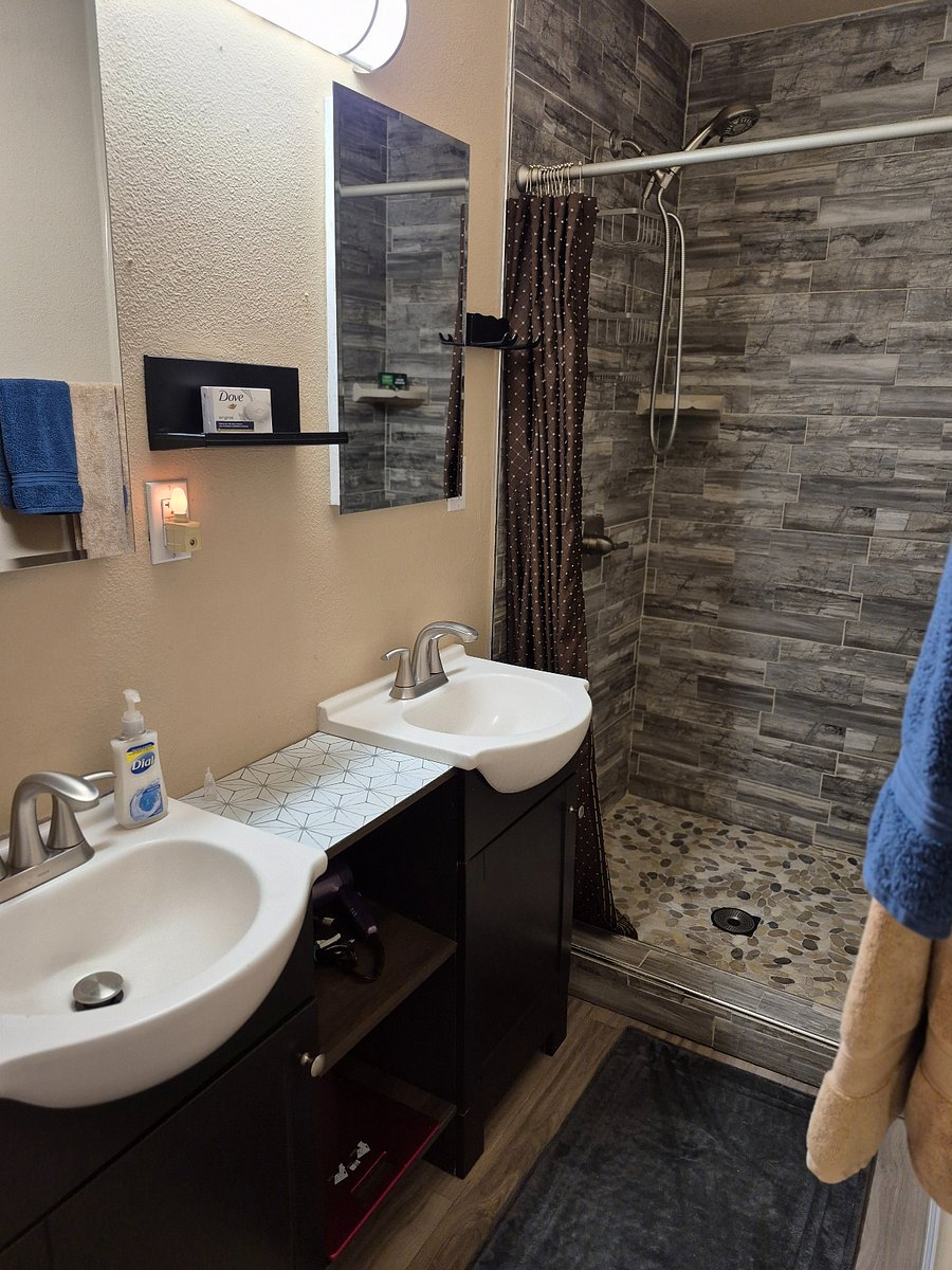 primary bath walk in shower