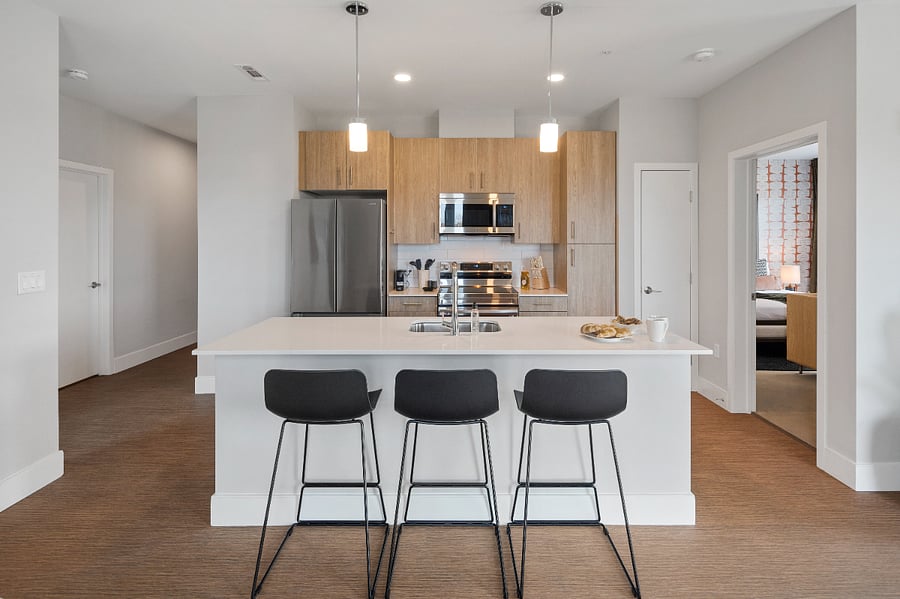 Where culinary inspiration meets refined comfort.
This kitchen is crafted for cooking, sharing, and savoring every moment.