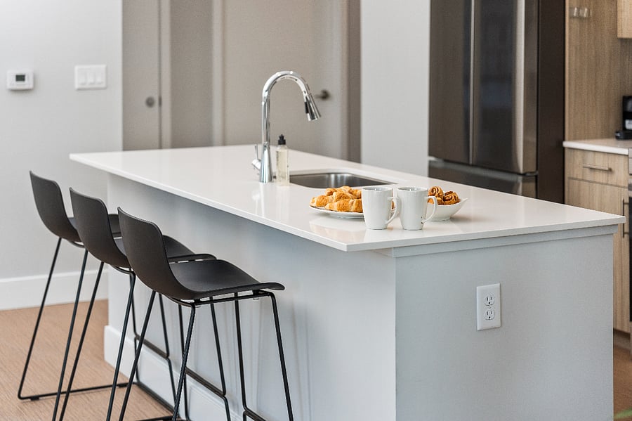 A seamless fusion of style and function.
Your dining island invites everything from morning coffee to evening conversation.