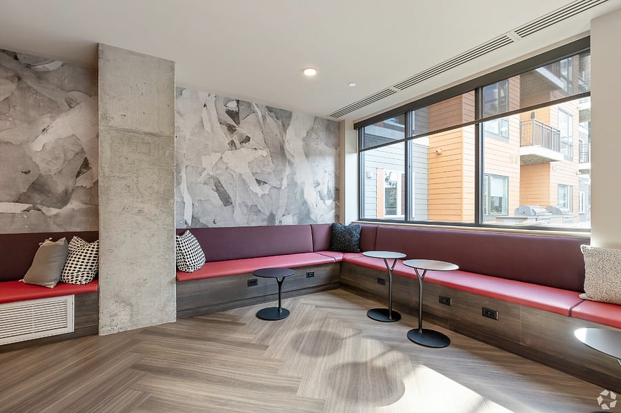Where timeless style and modern comfort come together beautifully.
Enjoy the luxury of unwinding in an impeccably designed lounge.