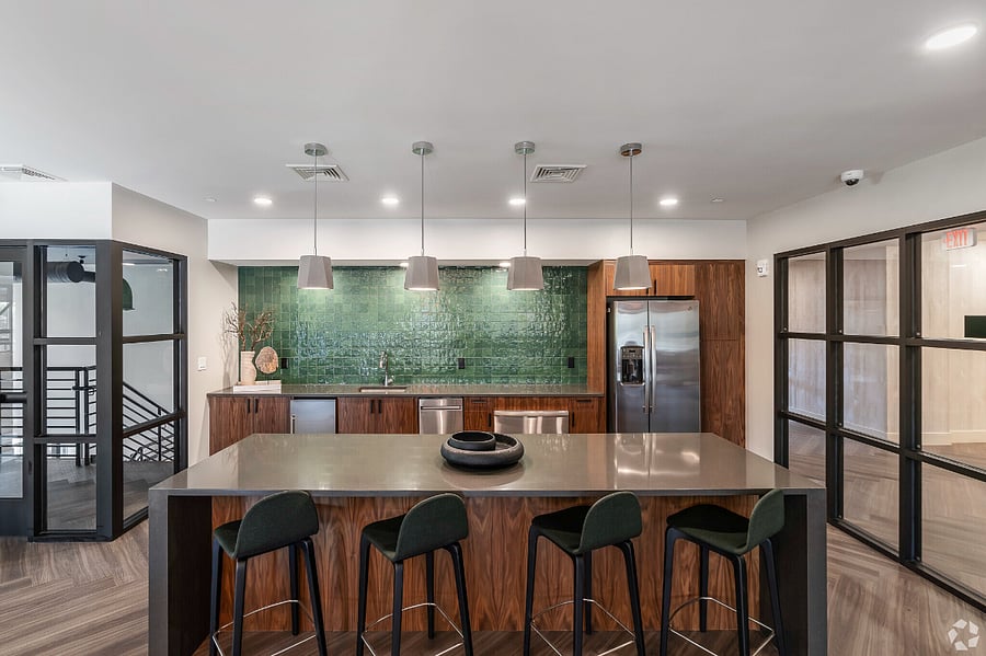 A beautifully designed communal dining and bar space.
Perfect for shared meals, evening drinks, and memorable moments.