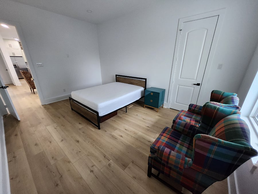 2nd bedroom