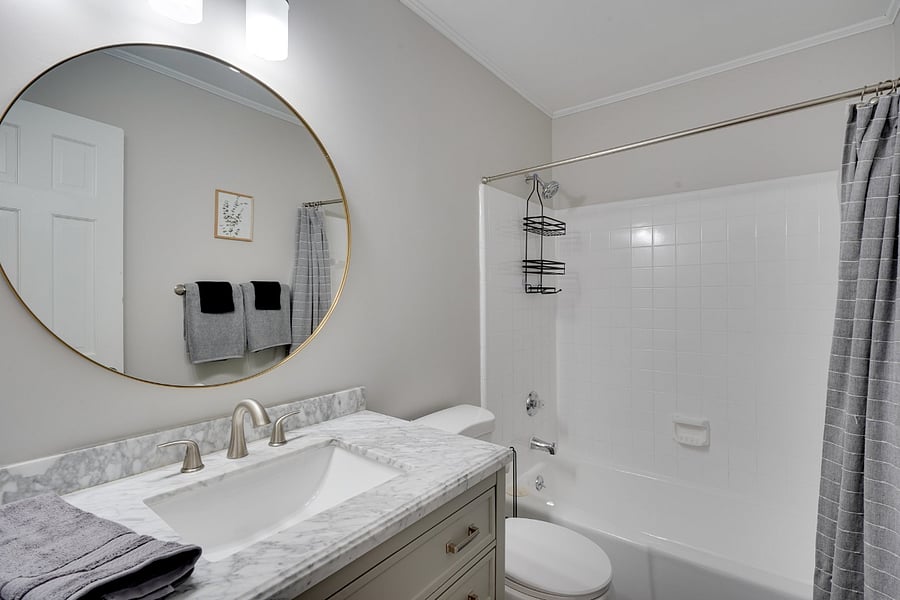 Ensuite bathroom