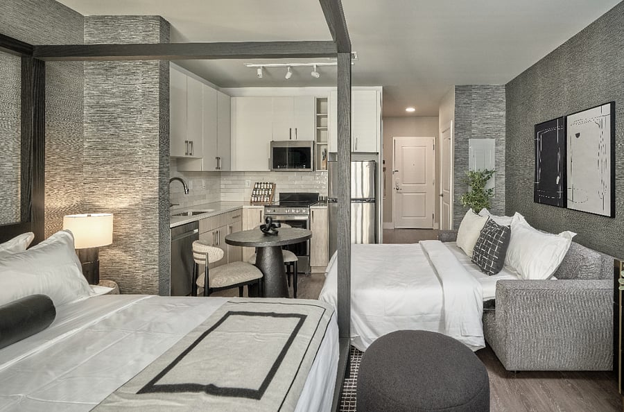 A bright and airy studio crafted for calm and comfort.
Wake, relax, and settle in with ease in this refined open-plan layout.