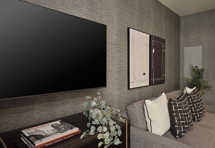 A modern studio that feels spacious and serene.
Beautifully arranged for comfort no matter how you choose to unwind.
