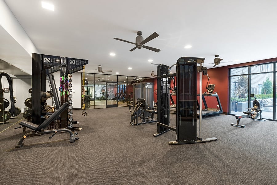 A modern fitness center designed for both energy and focus.
Stay committed to your routine in a space built for performance.