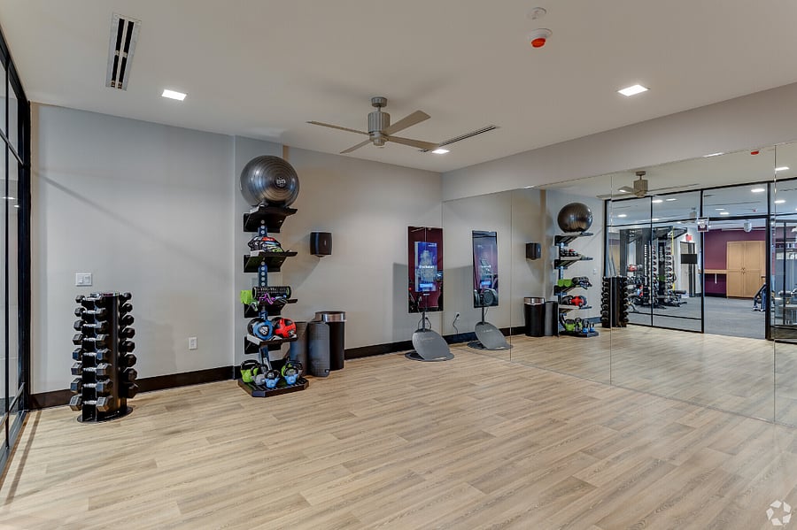 Where elevated design meets high-quality equipment.
Your daily workout just became a little more inspiring.