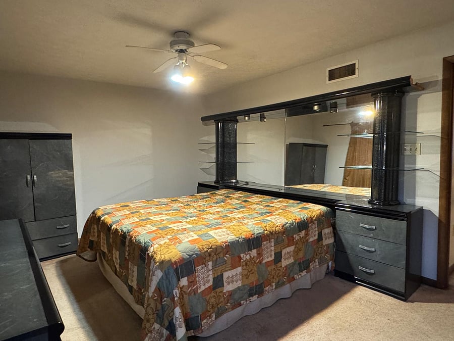 Bedroom 2 - King Size Bed