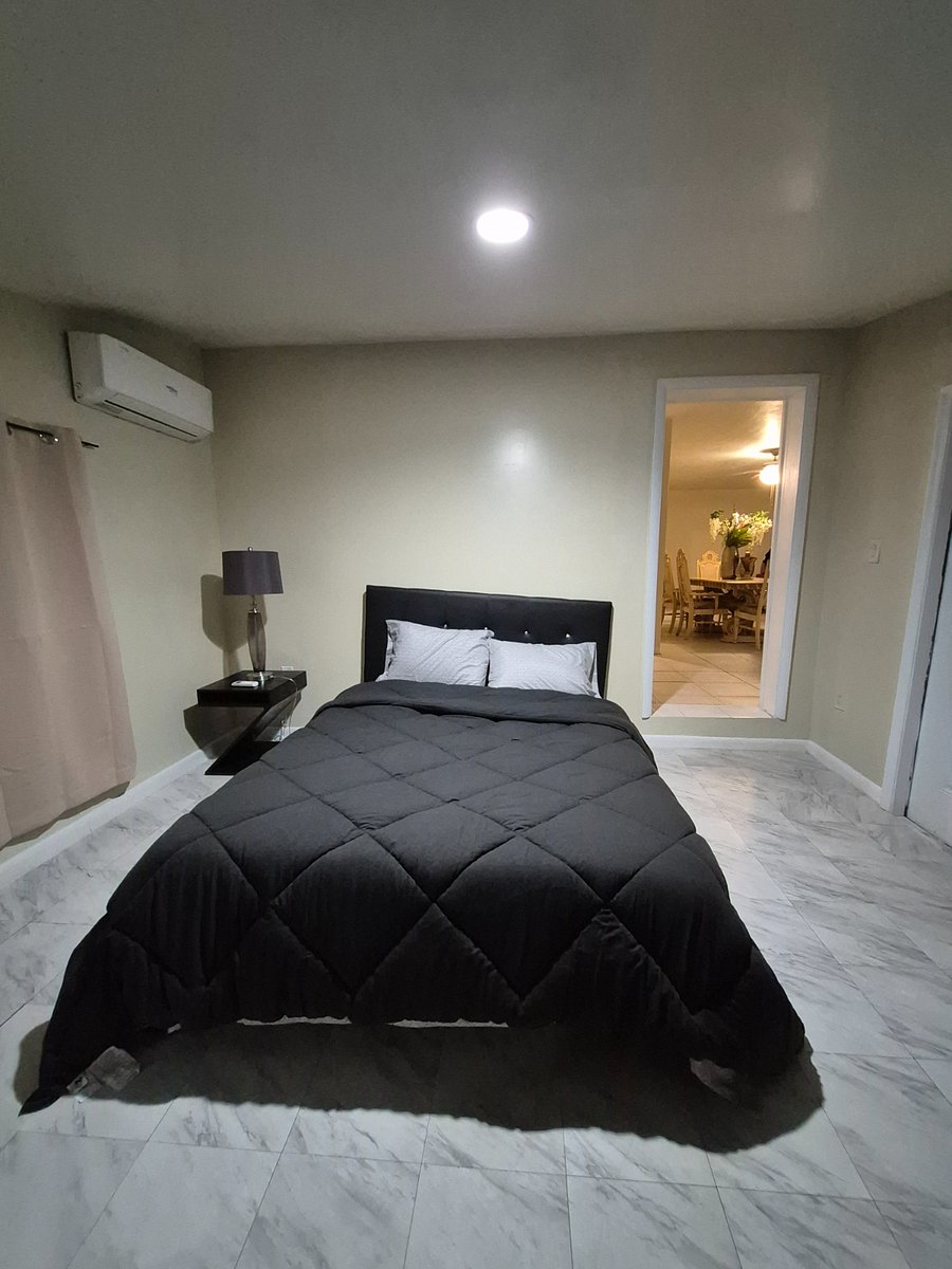 Guest bedroom 3