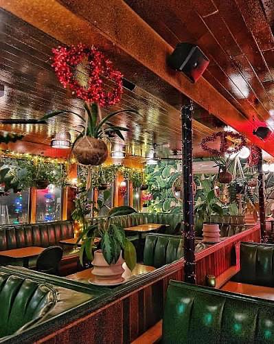 Little Nickel Restaurant