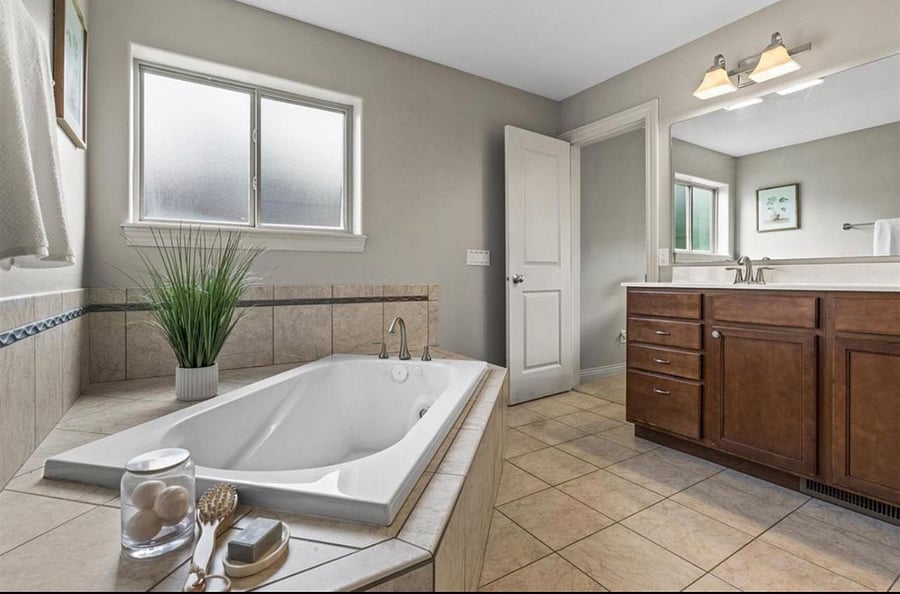 Primary personal bathroom
