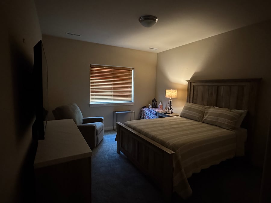 Bedroom 3 (dim)