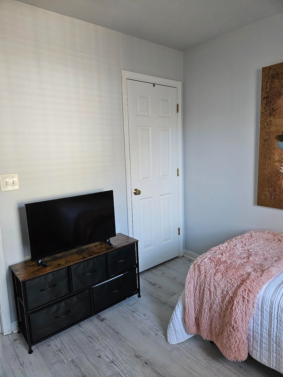 Single bedroom