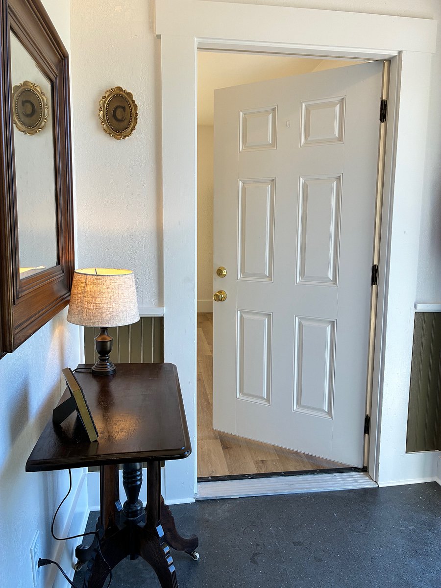 Interior Foyer