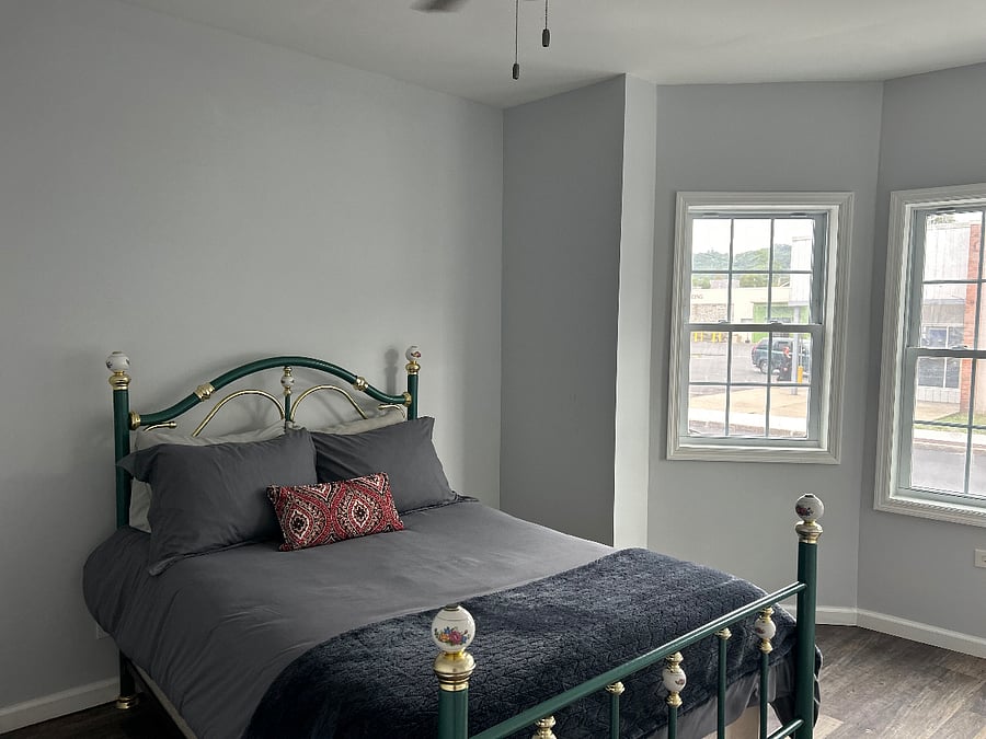 2nd photo of front bedroom.