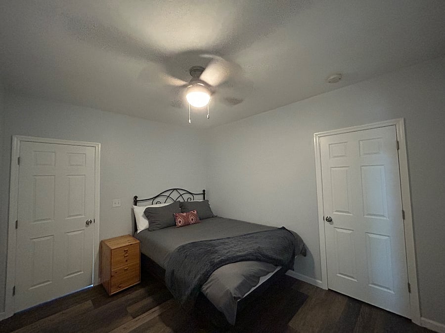 3rd Bedroom- Queen Bed.
Has a window.