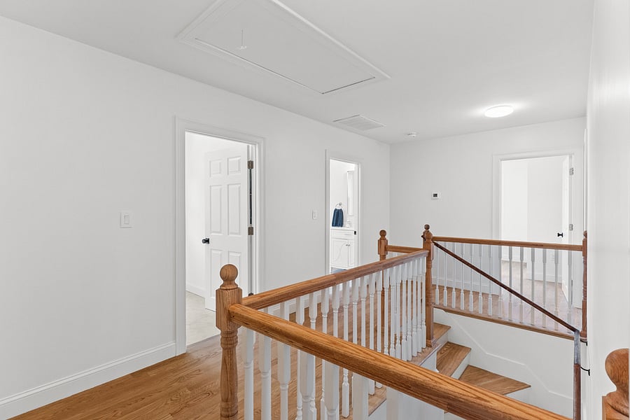 2nd Floor foyer
