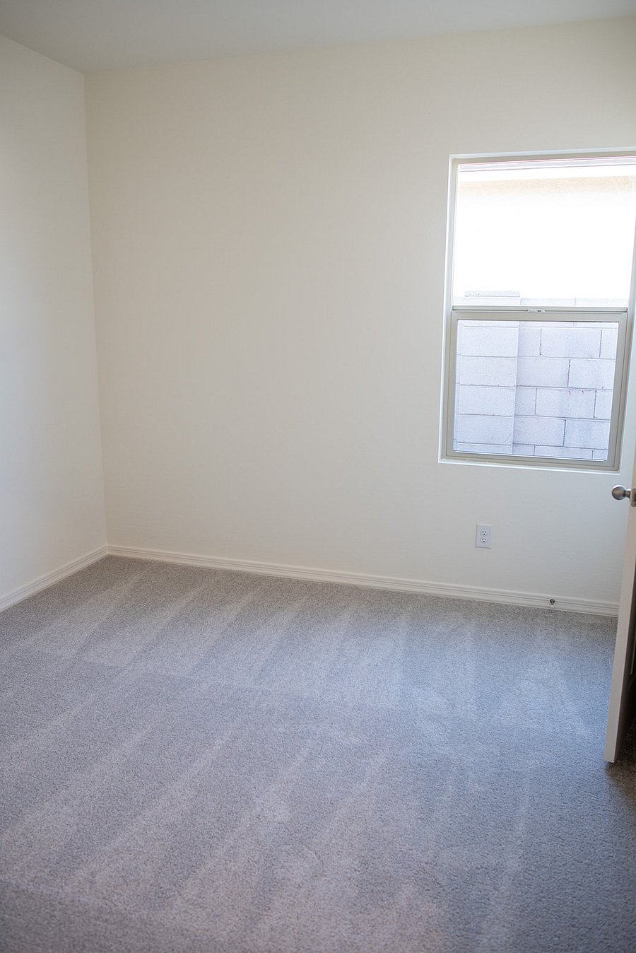 bedroom 1- has closet as well