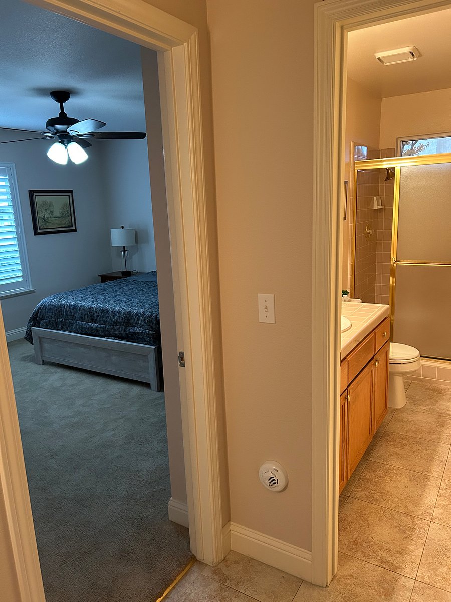 Shared bathroom next door if other bedroom has tenant.