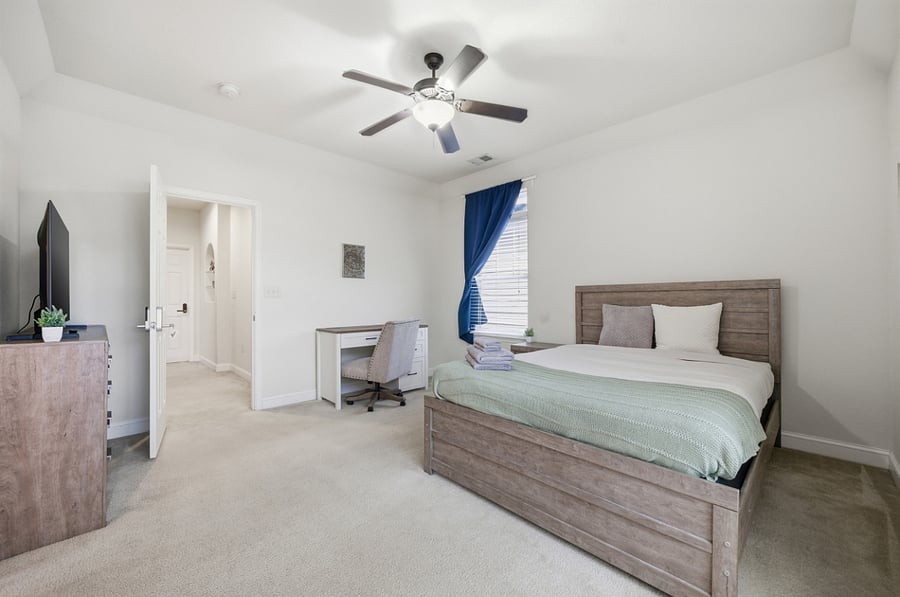 Room #2 (Secondary)  $1,300/month
Features: Queen bed, Private en-suite bathroom.