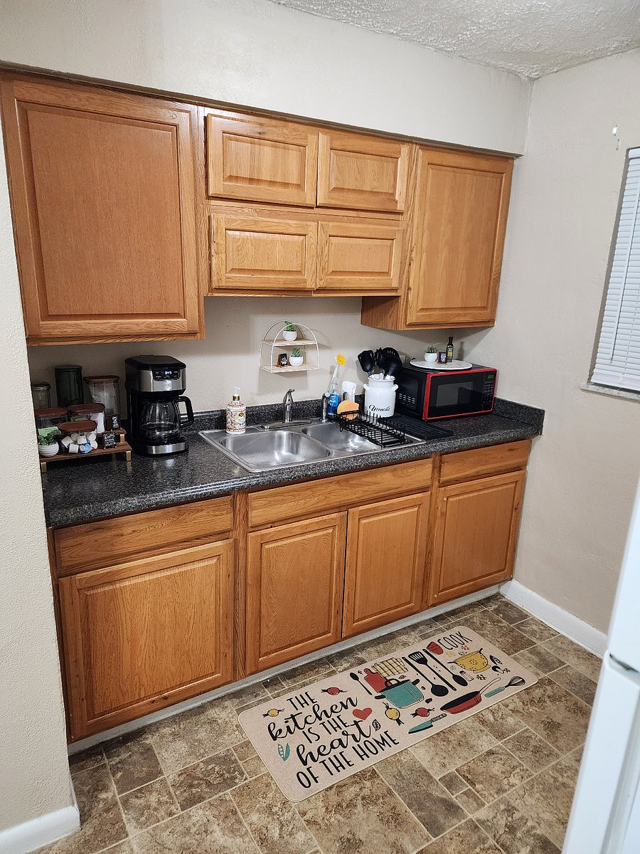A kitchen that feels both homey and inspiring.