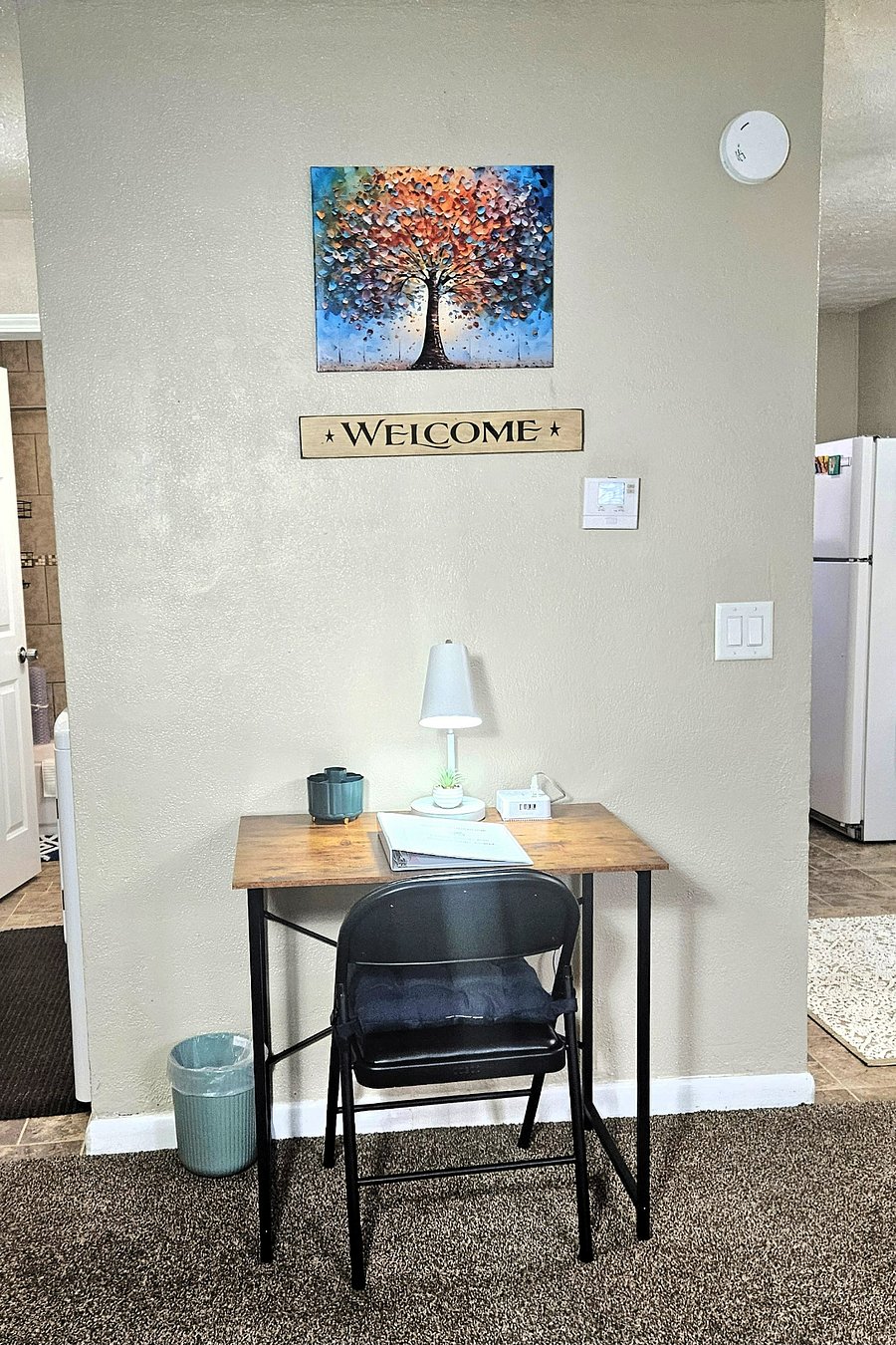 Get things done in a calm, focused space that feels effortless to work in.