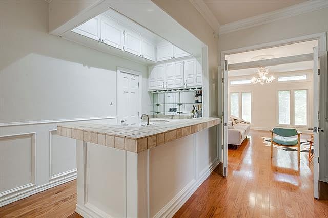 wet-bar in your room.