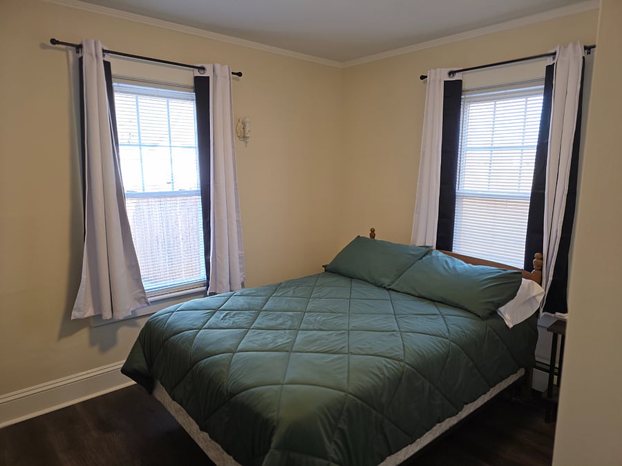 Full bed