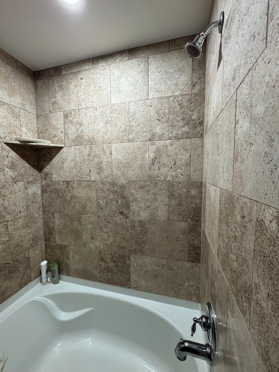 Tub/ shower combo