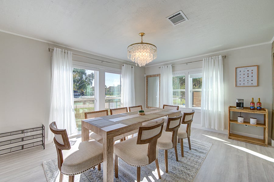 Dinning Table