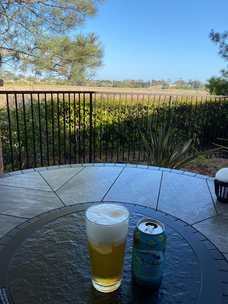 Enjoy your favorite drinks looking over the lagoon at the firechat table.