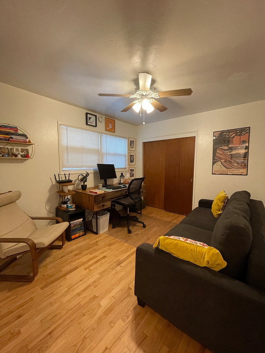 Office / 2nd bedroom