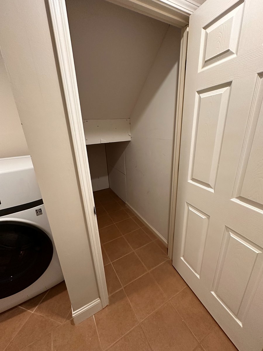 Large storage space for larger less used items 