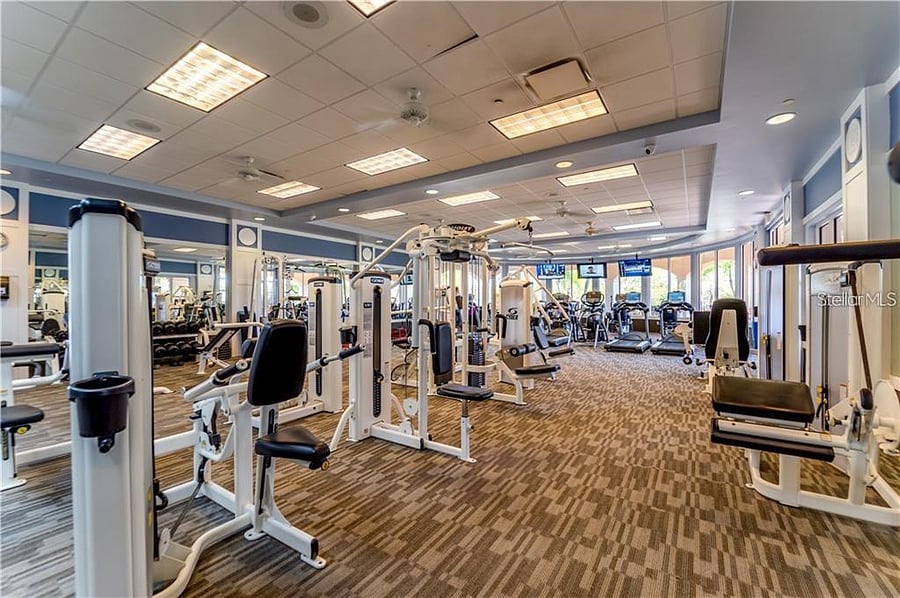 fitness center 
