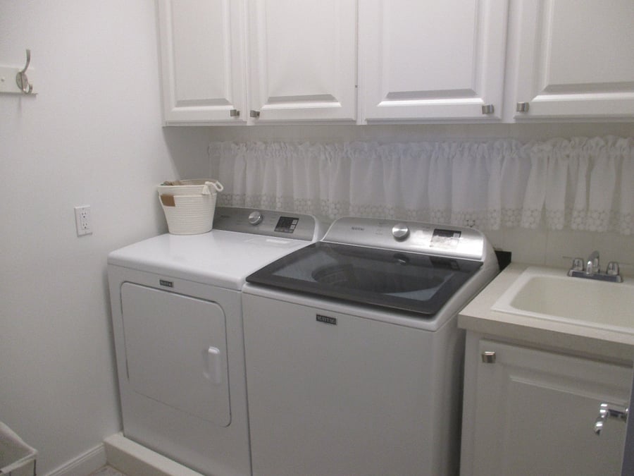 homes 2nd flr wash/dryer room