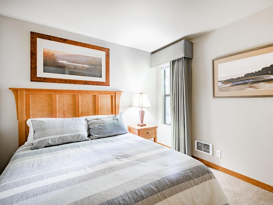 Smaller bedroom