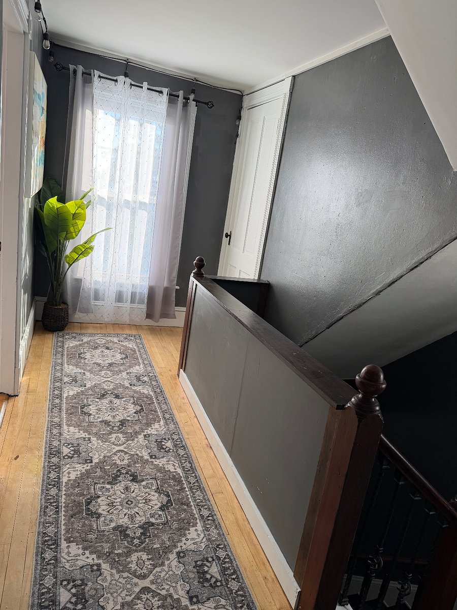 2nd Floor Hall