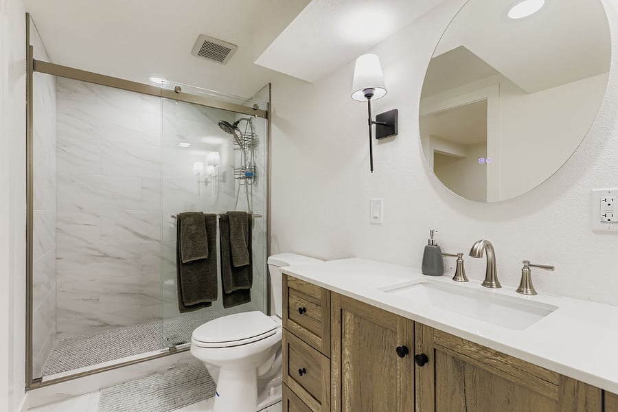 Ensuite Bathroom (for Lower Level Bedroom)