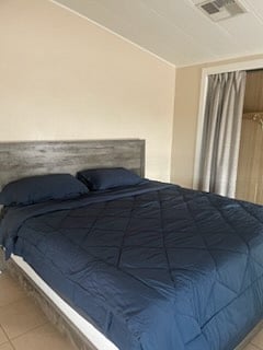 Master bedroom 2