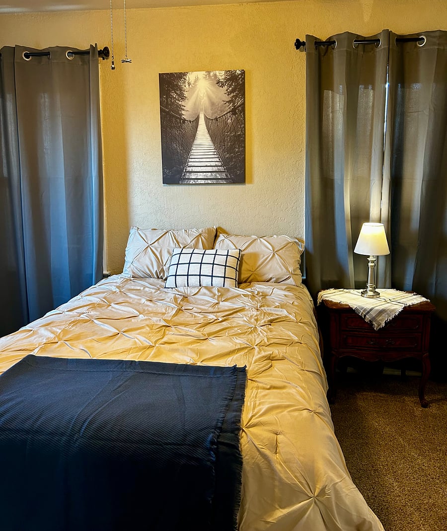 2nd Bedroom, Full size Bed