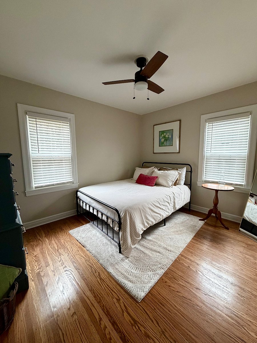 Bedroom #1 - queen