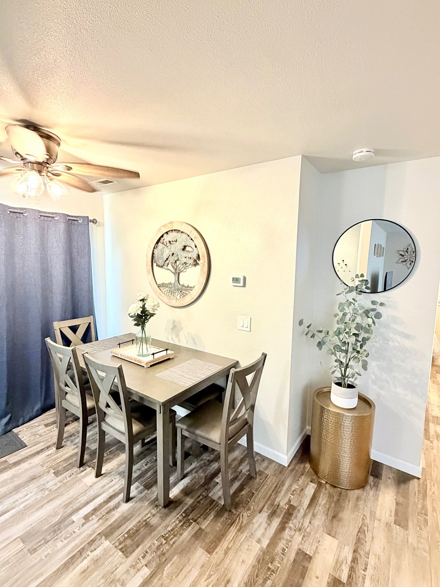 Dining Nook / Includes bench seat for additional seating if pulled away from the wall.
