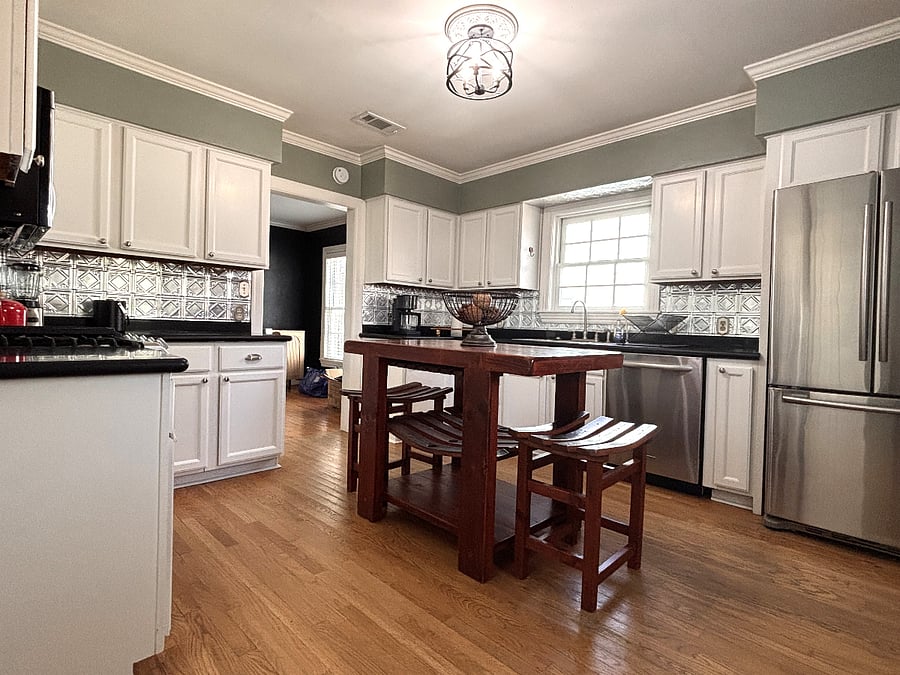 Spacious kitchen with island