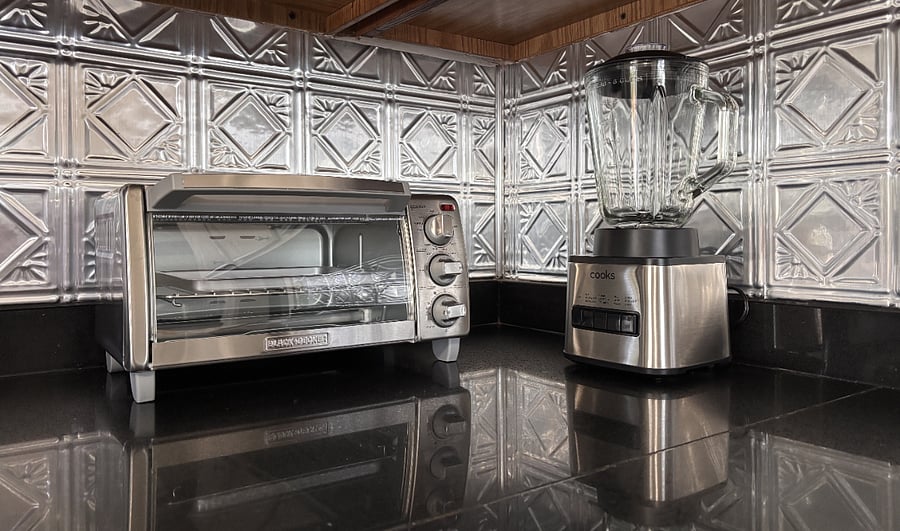 Toaster oven and blender