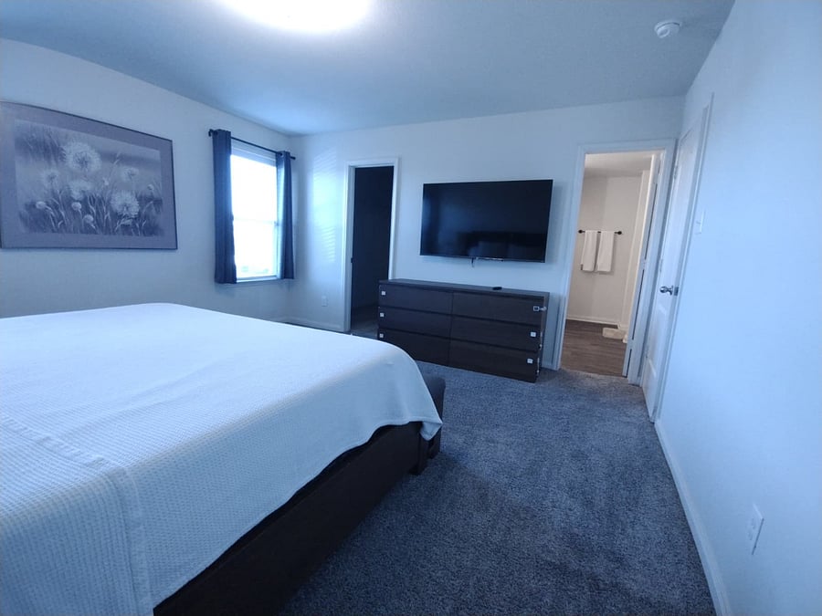 Bedroom 1 with King size bed